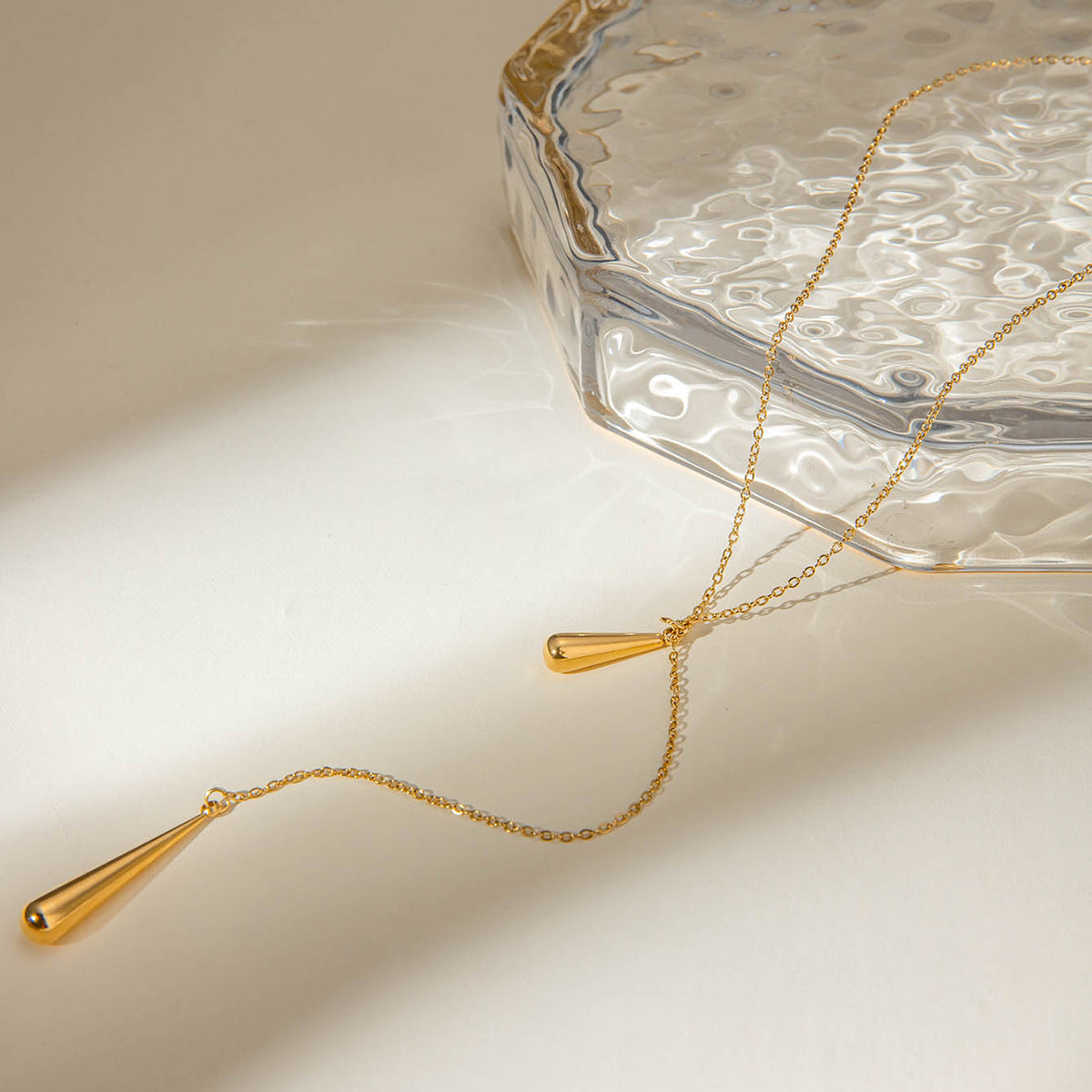 Dewdrop Pendant Necklace